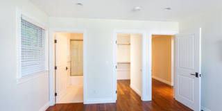 702 Pacific Ave. Gallery 26
