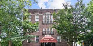 Charleston Court Gallery 1