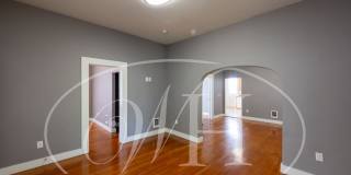 Great 2 Bedroom with Classic Finishes Gallery 7