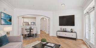 Weston Lakeside Apartments Gallery 8