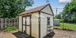 4 bedroom 2 bathroom Gallery 15