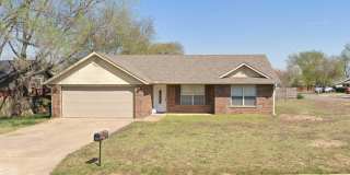 Charming Single Family Home in West Fayetteville! Gallery 1