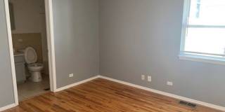 2216 W Adams Street Gallery 4
