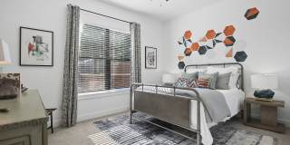 The Uptown Gallery 7