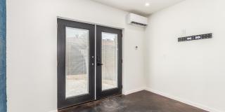 2402 W WELDON Avenue Gallery 4