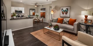 Colonnade at Sycamore Highlands Gallery 13