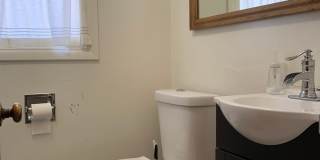 Single Level West Salem Home Gallery 10