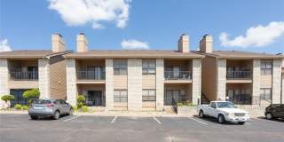 400 E Pearl Gallery 1