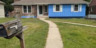 Recently updated Raytown single family home Gallery 1