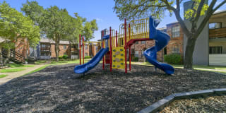 Creekside on the Green Gallery 33