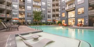 Drift Dunwoody Gallery 1