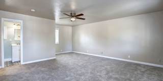 5400-5402 Folsom Blvd Gallery 16