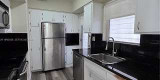 9101 E Bay Harbor Dr Gallery 8