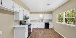 703 SE Sullivan Dr - COMING SOON! Gallery 5