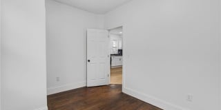 30 Cypress Street Gallery 20