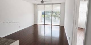 9330 Lagoon Pl Gallery 8