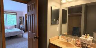 5205 Wabash River Street Gallery 24