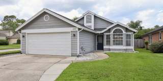 204 CROSSTERN Court Gallery 1
