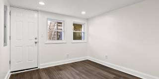 404 N ROBINSON ST Gallery 31