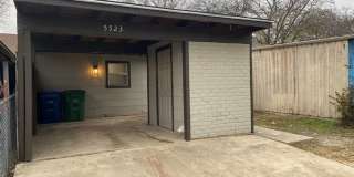 Cute 3/1 home with covered parking and large backyard Cute 3/1 home with covered parking and large backyard Gallery 1