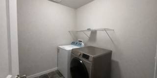 Spacious 4-Bedroom Home with Balcony and Fenced Yard in Marysville Gallery 40