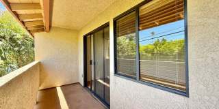 AVAILABLE NOW! 3 Bedroom 2 Bathroom Upper Level Apartment in Palm Desert!! Gallery 25