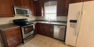 714 Berry Lane Gallery 10