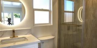 1310 Elm Gallery 18