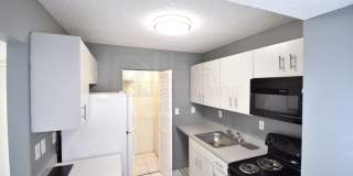 Prime Rental: Spacious 2-Bed, 2-Bath In Carmel Lakes Gated Community Gallery 12