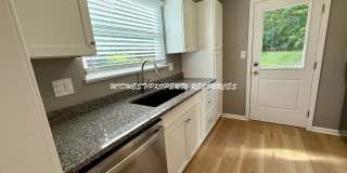 Large Updated 3 Bedroom/2 Bath Duplex in Lee's Summit Large Updated 3 Bedroom/2 Bath Duplex in Lee's Summit Gallery 4
