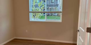 Beautiful Spanaway Home! Apply Today Gallery 13
