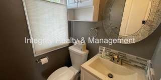 2 Bed/2.5 Bath Townhome, 1102 sq ft, 1811 S Quebec Way #236 Gallery 13