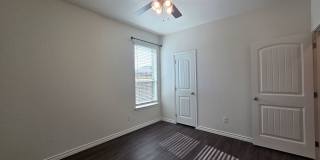 5401 Rose Garden Lp (A/B) Gallery 21