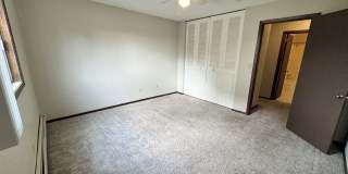 956 Place Apartments Gallery 9