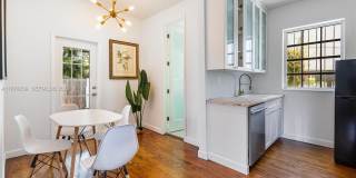 439 15th St Gallery 4