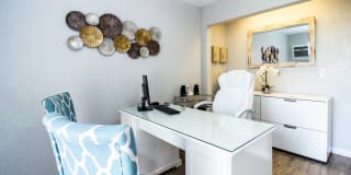 Coral Bay Gallery 16