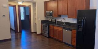 Downtown Charm Meets Modern Convenience in a Stylish 2-Bed Retreat Gallery 1
