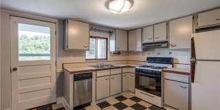 Upper Lawrenceville - 2 Bedrooms 1.5 baths.  AVAILABLE AUGUST 2026 Gallery 12