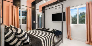 The Escape Island - Pool, Minigolf, Jacuzzi & Private Yard (Monthly Only - No Long Term) Gallery 9