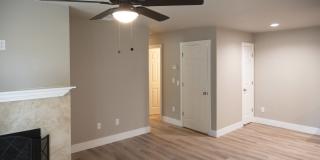 Sierra Oaks – North Gallery 30