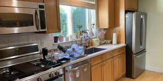 Huge 4 bed single family house in Newton for rent!! Gallery 4
