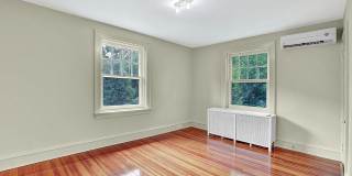 121 KENSINGTON Avenue Gallery 19