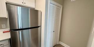 2846 Walton Way Gallery 7