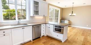 Location, Location, Location! Beautiful 3 Bedroom Townhome in First Addition!!!! Location, Location, Location! Beautiful 3 Bedroom Townhome in First Addition!!!! Gallery 11