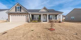 Relax & Enjoy: 3BR Inman Rental with Big Backyard & Covered Porch Gallery 1