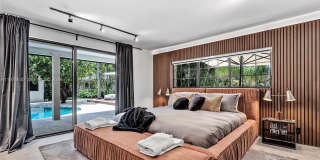 2500 Bayview Dr Gallery 26