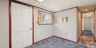 742 E Park Avenue Gallery 26