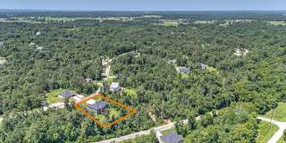 Modern 3-Bedroom Bella Vista Home with Bonus Room and Tiered Deck Gallery 42