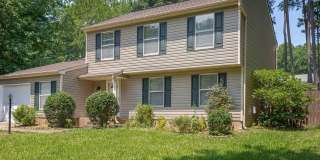 Spacious 3 bedroom home in desirable SW Durham! Super dog friendly with large fenced yard! Gallery 1