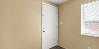 2 Bedroom One Level Apartment Gallery 31